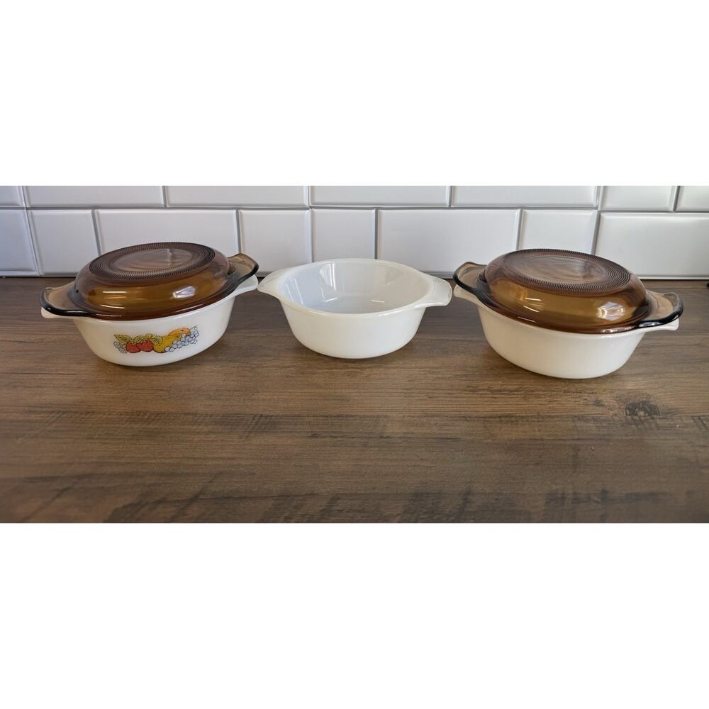 3 Vintage Anchor Hocking Fire King Milk Glass 12oz Casserole Bowls 472 w/ 2 lids